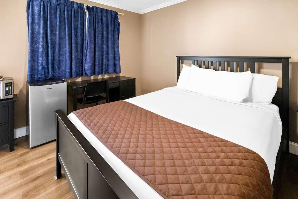 Americas Best Value Inn Avenel Woodbridge Quarto foto
