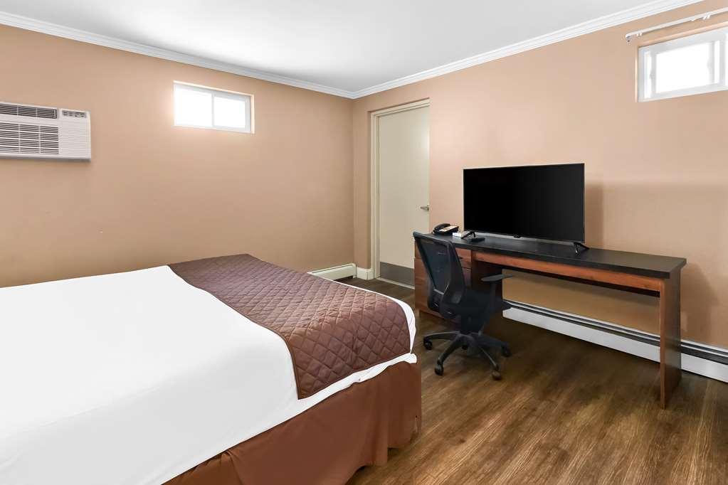 Americas Best Value Inn Avenel Woodbridge Quarto foto
