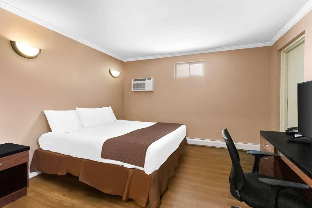 Americas Best Value Inn Avenel Woodbridge Quarto foto